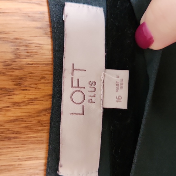 Loft Plus Long Sleeve Dark Green Blouse,  Size 16 - Picture 2 of 9